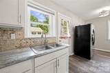 305 Scoggins Street - Photo 9