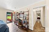 305 Heritage Circle - Photo 8