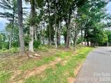2070 Thoroughbred Way - Photo 9