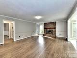 1401 Heatherloch Drive - Photo 9