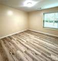 1725 Van Dyke Drive - Photo 20