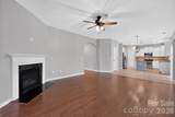 8224 Kelburn Lane - Photo 9