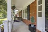 815 Lakeside Circle - Photo 2