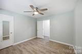 815 Lakeside Circle - Photo 17