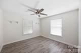 815 Lakeside Circle - Photo 18