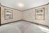 1810 Oak Hollow Road - Photo 11