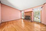 1810 Oak Hollow Road - Photo 4