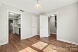 2705 Center Street - Photo 4