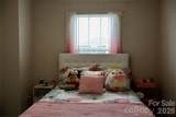 1013 Harry Court - Photo 28