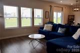 1013 Harry Court - Photo 5