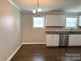 2401 Roslyn Avenue - Photo 5