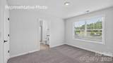 7039 Sylvan Retreat Drive - Photo 33