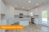 361 Lively Crescent - Photo 17