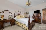11426 Warfield Avenue - Photo 19