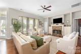 11426 Warfield Avenue - Photo 4