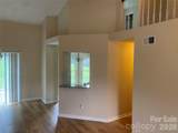 11101 Deerpath Court - Photo 18