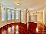 2810 Selwyn Avenue - Photo 18