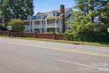 1056 The Glen Street - Photo 2