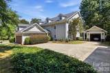 1056 The Glen Street - Photo 13