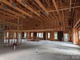 1056 The Glen Street - Photo 34