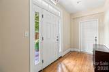 1056 The Glen Street - Photo 6