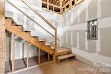 1056 The Glen Street - Photo 8