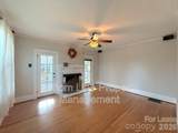 613 York Street - Photo 5