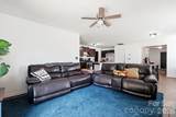 1718 Aldershot Court - Photo 14