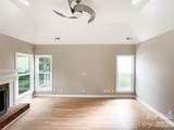 7000 Royce Court - Photo 16