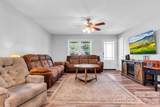 720 Pecan Street - Photo 9