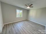 1906 Mereview Court - Photo 20
