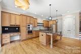 520 Iverson Way - Photo 16