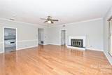 1016 Queens Road - Photo 14