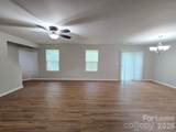 1819 Hooper Court - Photo 4