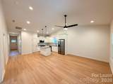 1500 Hollyleaf Avenue - Photo 9