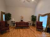 820 Foxmeade Court - Photo 6