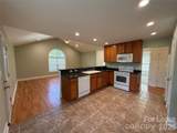 64 Springside Road - Photo 4
