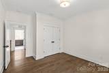 2520 Laburnum Avenue - Photo 31
