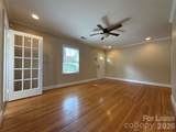 817 Everett Place - Photo 2