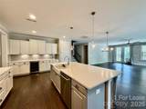 10728 Vanguard Parkway - Photo 12