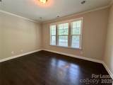 10728 Vanguard Parkway - Photo 8