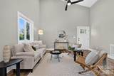 211 Hanover Street - Photo 3