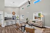 211 Hanover Street - Photo 6