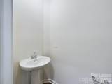 15611 Country House Street - Photo 16