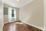 911 Kenham Place - Photo 16