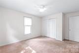 1011 Robin Lane - Photo 17