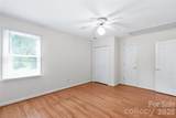 1011 Robin Lane - Photo 32