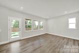 8004 Cedarsmith Court - Photo 4
