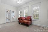 1024 Lyndon Drive - Photo 16