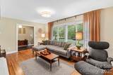 122 Chanticleer Court - Photo 8